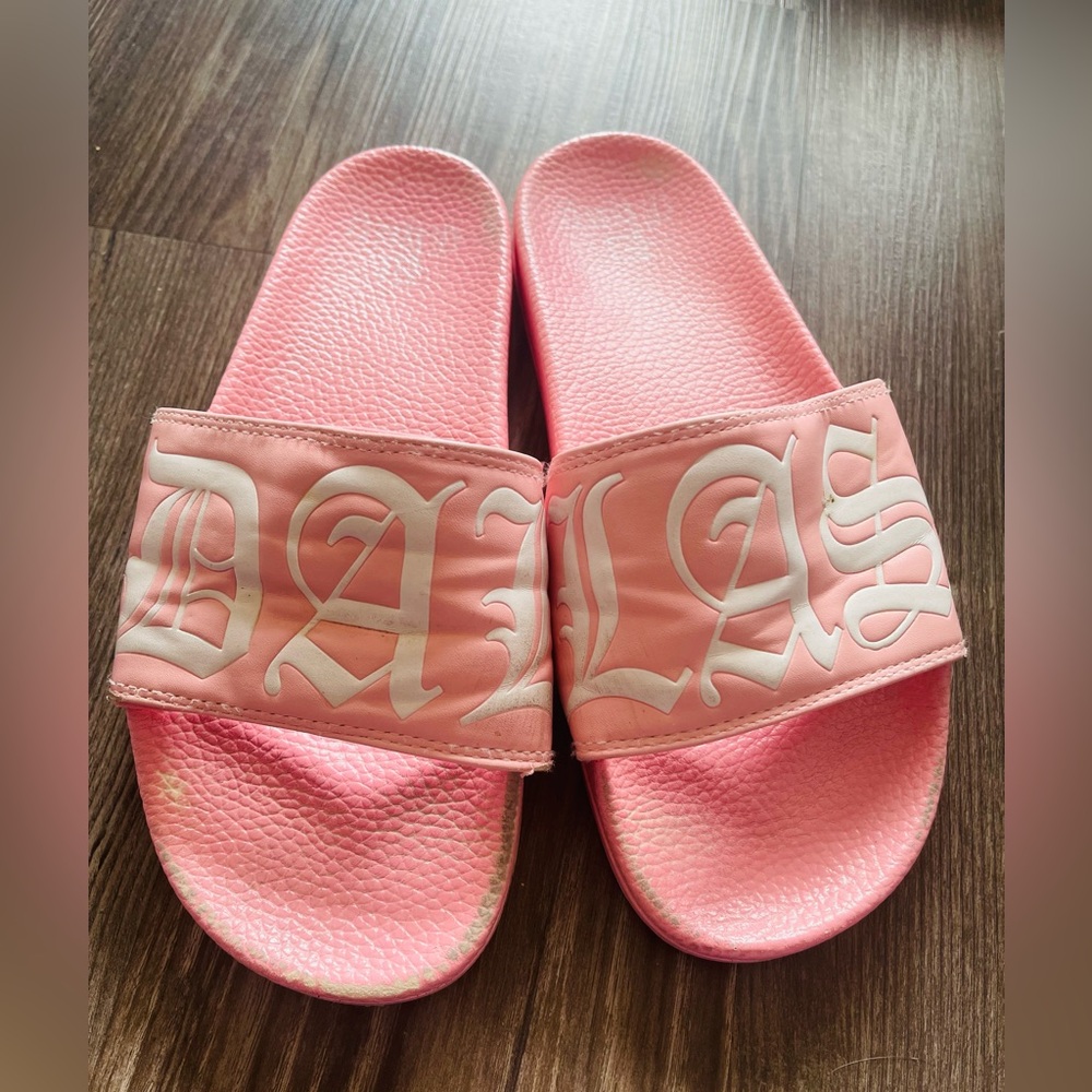 Light Pink Dallas El Chuy Slides - Ltd Ed.